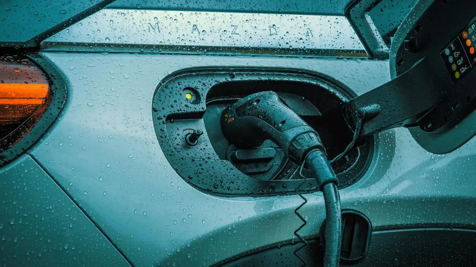 Impacto Ambiental y Perspectivas Futuras de las Baterías Eléctricas en el Automóvil